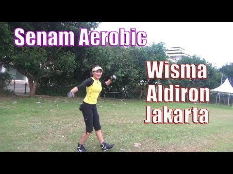  Senam  Aerobic  di Lapangan Wisma Aldiron Jakarta 14 Juli 